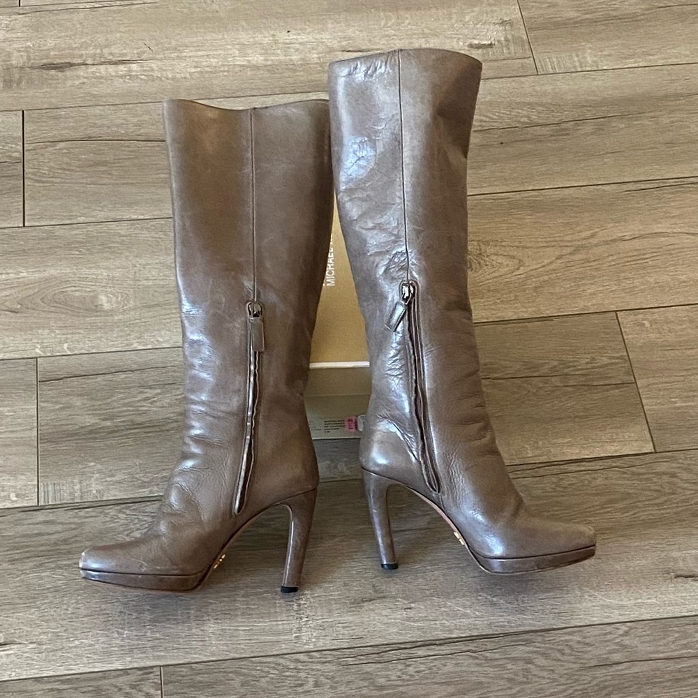 Authentic Grey Taupe Colored Prada Boots - Picture 6 of 10